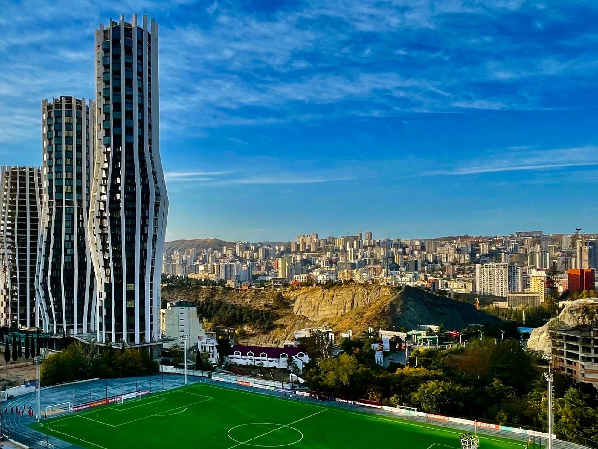 Full Comfort Apartment At Chavchavadze Tbilisi Bagian luar foto