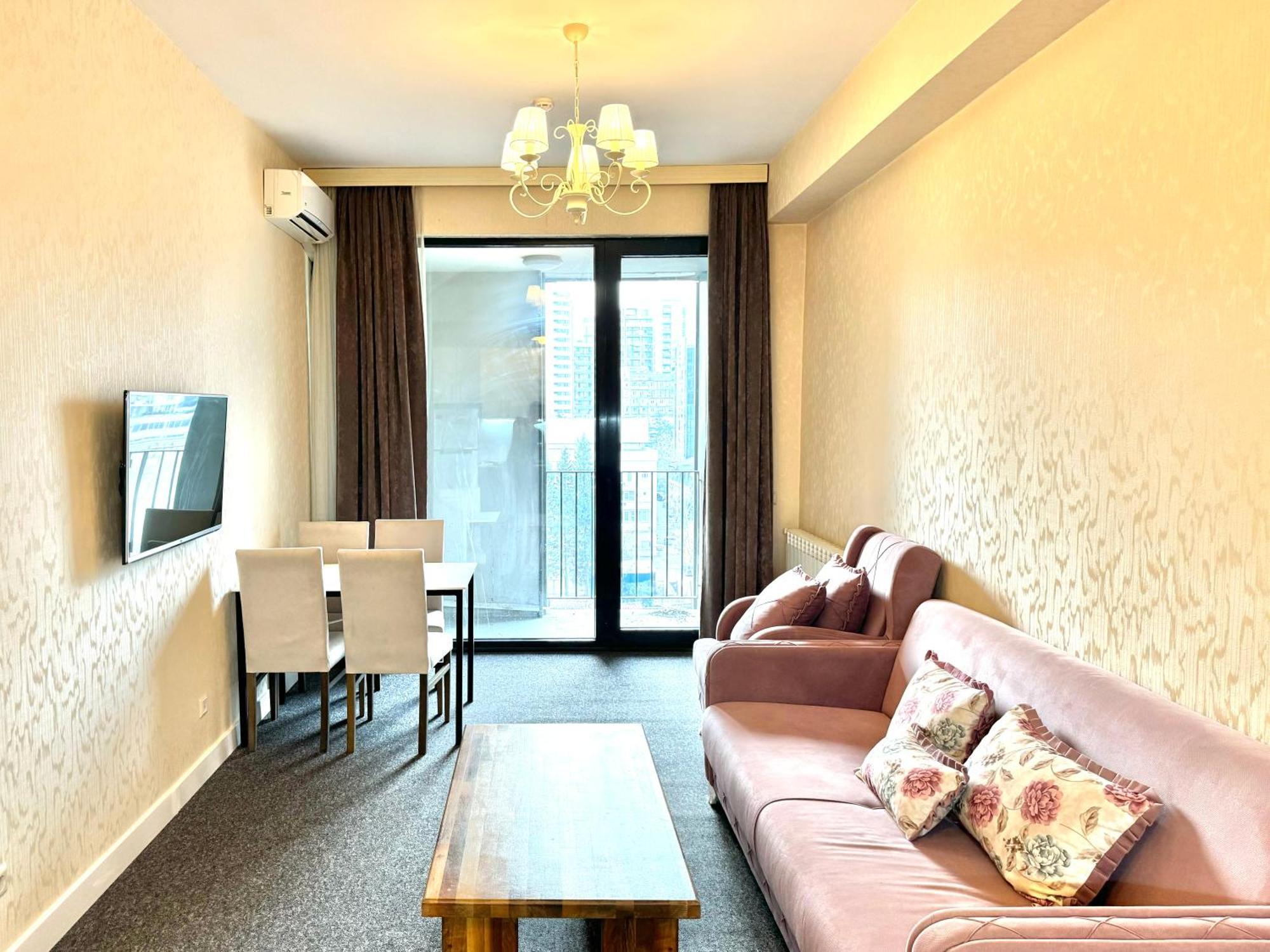 Full Comfort Apartment At Chavchavadze Tbilisi Bagian luar foto