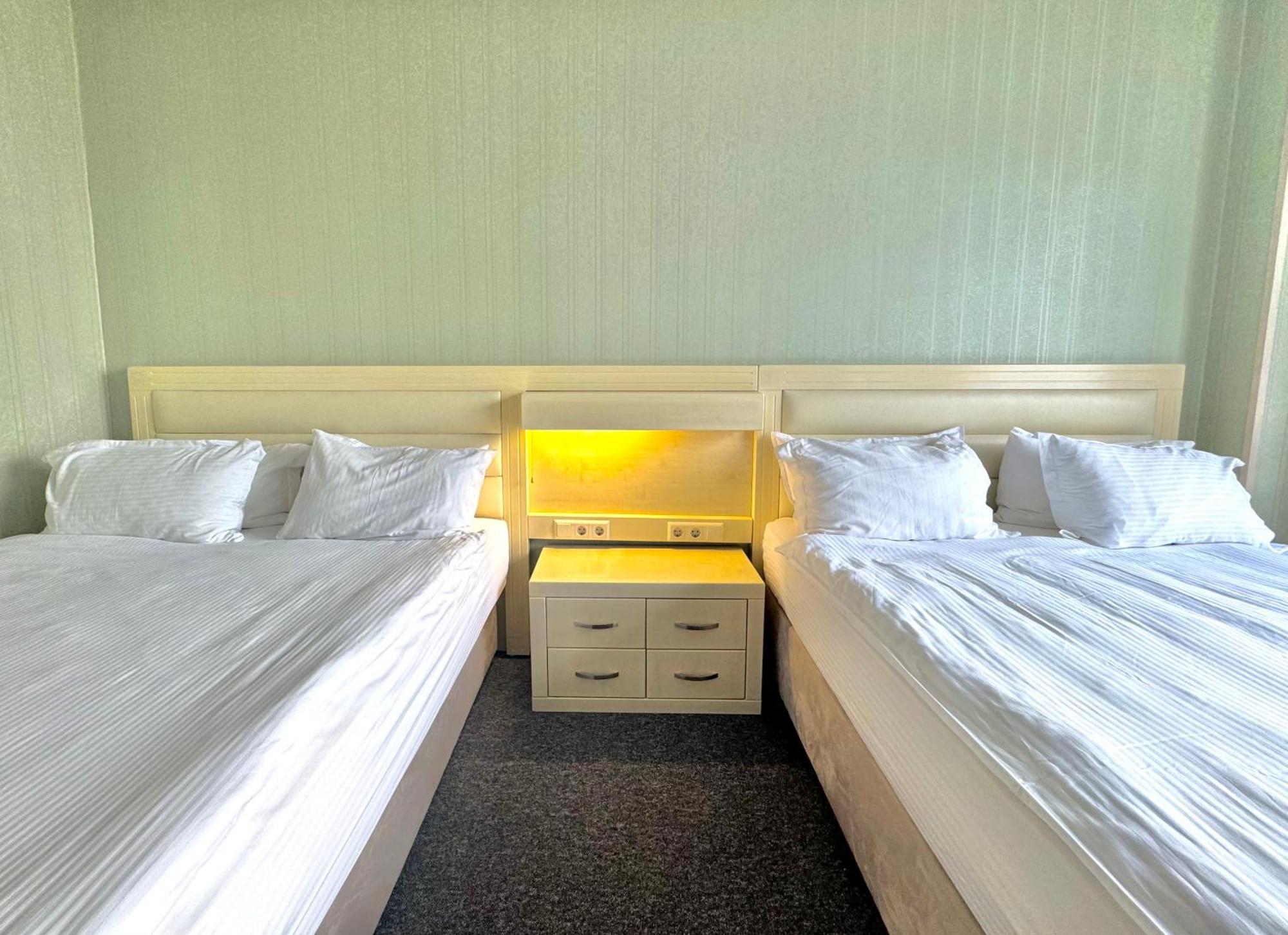Full Comfort Apartment At Chavchavadze Tbilisi Bagian luar foto
